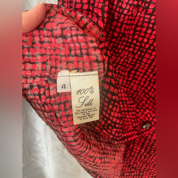 Vintage Nieman Marcus red and black 3 piece 100% silk skirt set | 4 - Picture 8 of 16